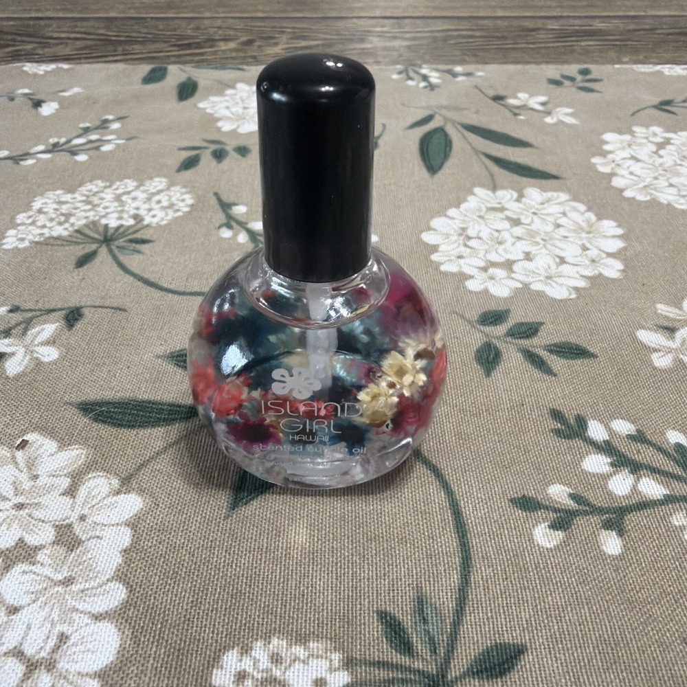 Island Girl Hawaii Blossom Scented Cuticle Oil With Real Dried Flowers Nail Care
